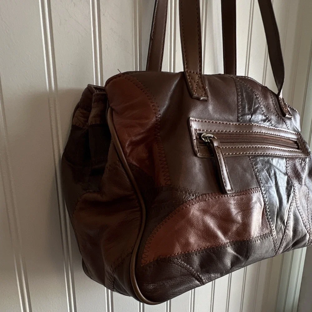 Jaclyn Smith Brown Patchwork Shoulder Bag Zip Closure Lined Pockets